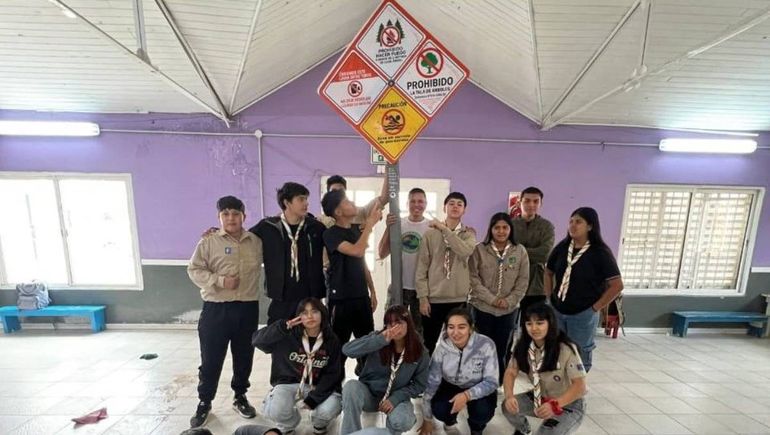 Dos instituciones unidas por la educación ambiental instalarán cartelería en la costa del río
