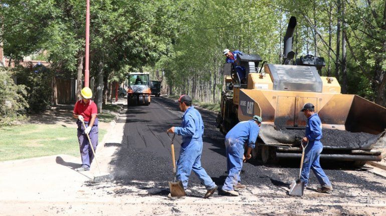 En Manzana del Sol ya tienen las primeras cuadras de pavimento