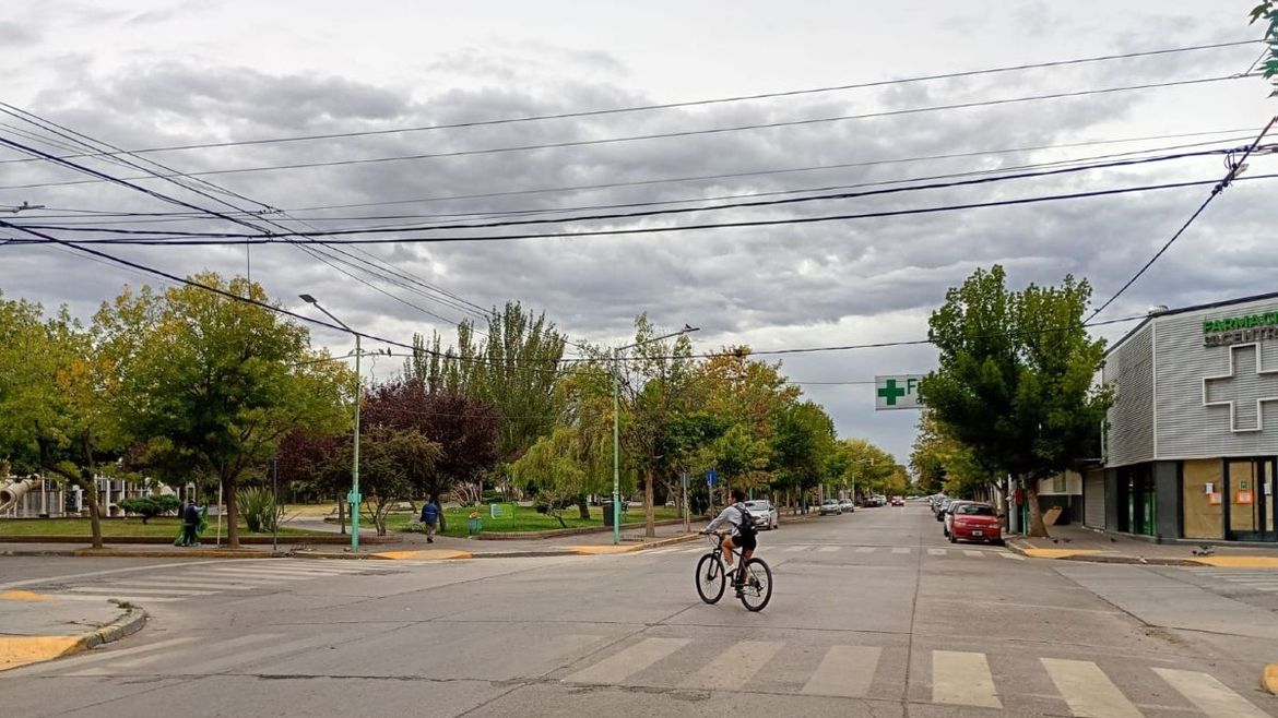 En Cipolletti y el resto del Alto Valle hay alerta amarilla por tormentas. | LMCipolletti.com En Cipolletti y el resto del Alto Valle hay alerta amarilla por tormentas.