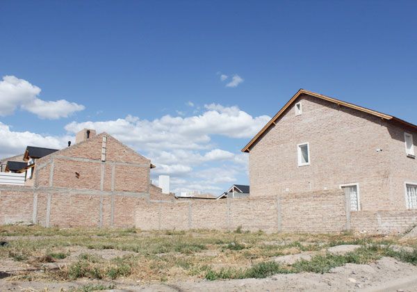 Más de 200 infracciones por no limpiar baldíos