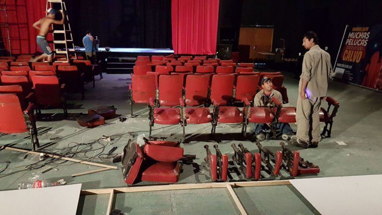 Denuncias y acusaciones de vandalismo en el teatro de Las Grutas