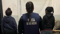 Las dos mujeres acusadas de asaltar a la taxista fueron detenidas por efectivos de la Comisaría 4ta cerca del hecho. 