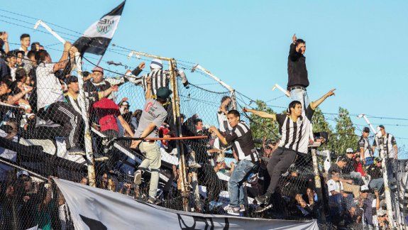 Este miércoles se conmemora el Día del Hincha de Cipo. La fecha recuerda una tragedia.&nbsp;