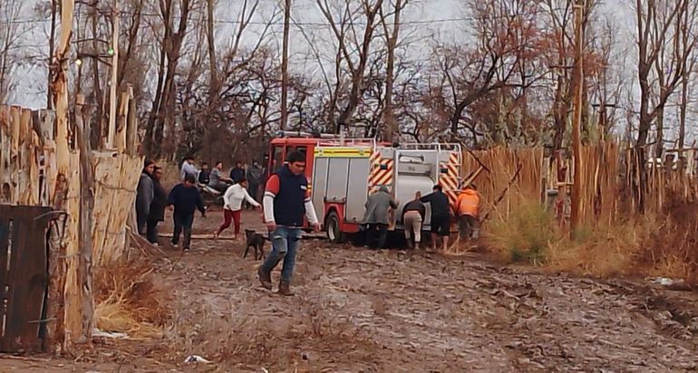 El drama de vivir tapados por el barro y tener una emergencia