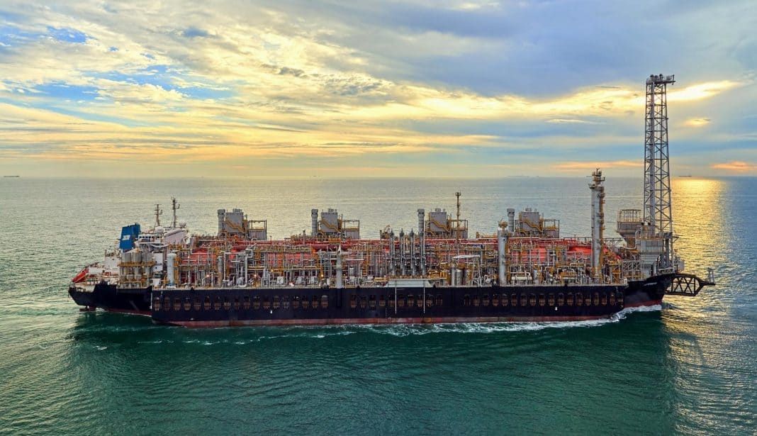 EL buque de GNL llegará al Golfo San Matías a mediados de 2027.