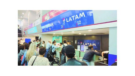 Latam llegó a hacer vuelos directos entre Neuquén y Santiago de Chile.