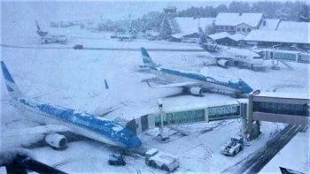 abrio el aeropuerto de bariloche y se espera la llegada de 42 vuelos