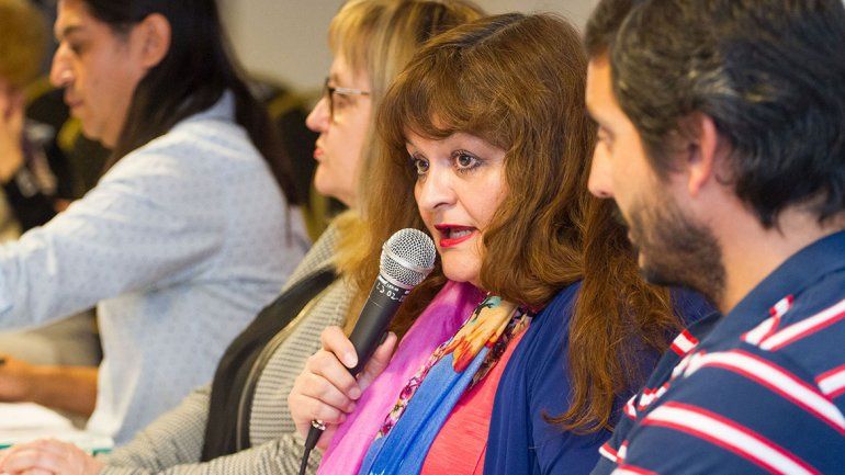 Denuncian irregularidades con contratos eventuales