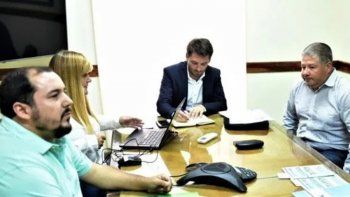 ate le pidio a carreras que pague el aguinaldo completo