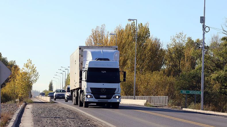 Los camioneros podrán respaldar las mercaderías que transporten con remitos digitales.