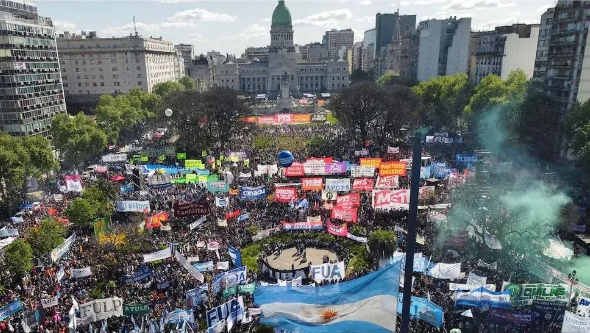 la marcha universitaria en todo el pais le dice no al veto de milei