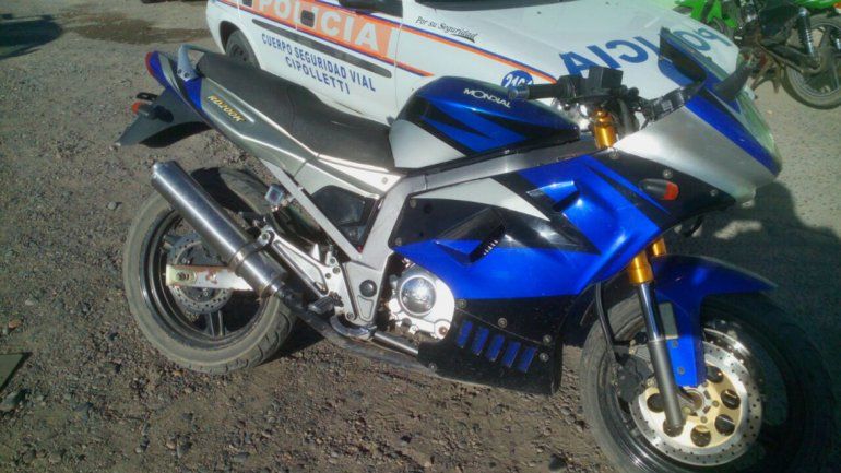 La moto fue recuperada en el cruce de Ruta 22 y el acceso a la Isla Jordán.
