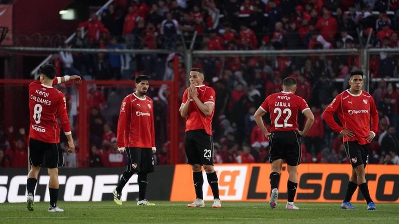 Busca entrenador: Julio Vaccari le dijo adiós a Independiente y ya suenan nombres para reemplazarlo