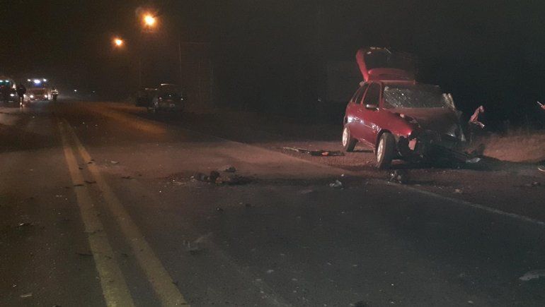 Ruta 151: terrible choque entre dos autos dejó una persona herida de gravedad