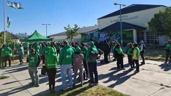 Los trabajadores del Hospital nucleados en ATE no cejan en sus reclamos para que se amplíe la dotación de personal en las diferentes áreas. Hoy, preocupa crecientemente la escasez de empleados en el Servicio de Limpieza.