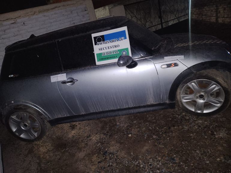 Los talleres mecánicos y depósitos inspeccionados no contaban con la habilitación para la guarda de vehículos o para la compra y venta de autopartes.