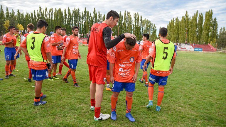 Roca denunció penalmente al Rojo y sigue el escándalo