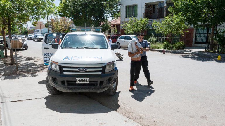 La Policía trasladó al detenido al edificio judicial de España y Urquiza.