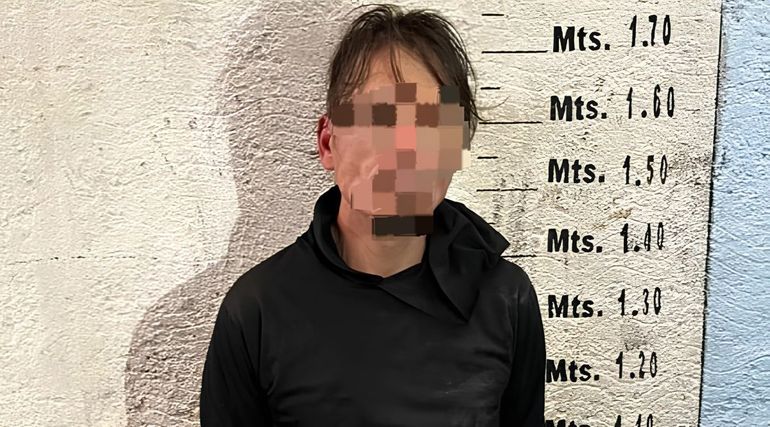 El ladrón detenido por intentar entrar a robar a una casa en el barrio Del Trabajo. 