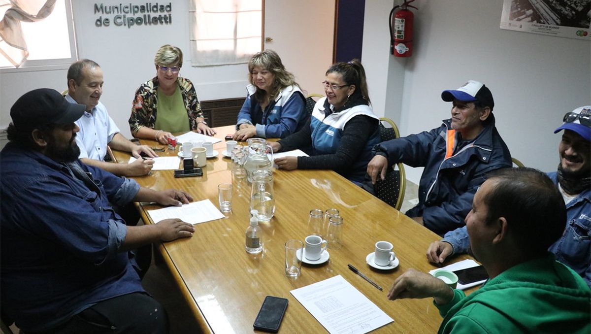 Paritaria municipal: tres gremios firmaron el acuerdo