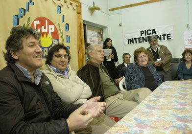 Amplio respaldo juvenil a los candidatos radicales