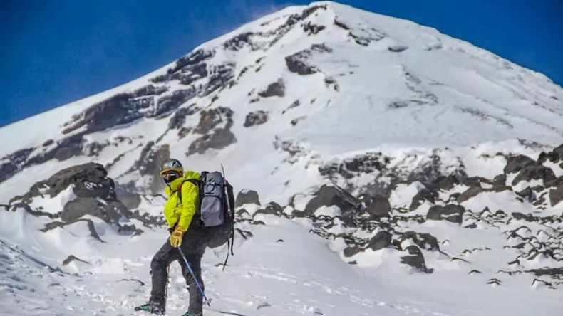 La reflexión viral de un guía del Lanín por el caso Petersen: Suben sólo a buscar una selfie | LMCipolletti.com La reflexión viral de un guía del Lanín por el caso Petersen: Suben sólo a buscar una selfie