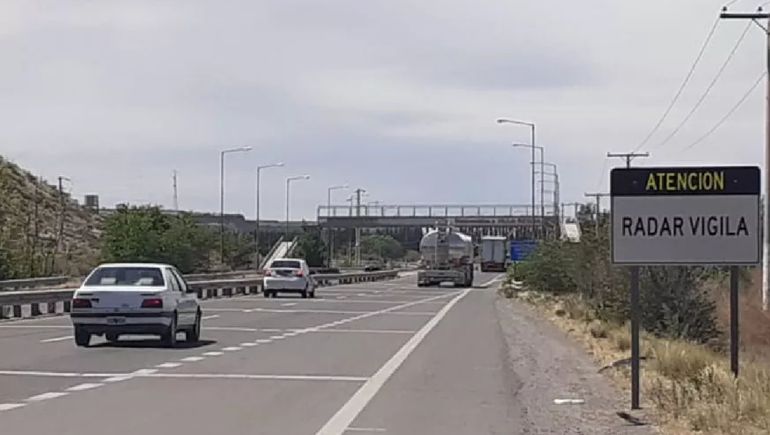 La Ruta 22 suma un nuevo radar en Villa Regina: dónde estará y cuál será la velocidad máxima permitida