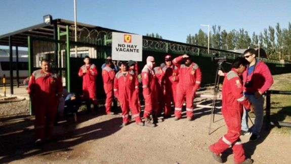 Prometen la continuidad laboral en YPF