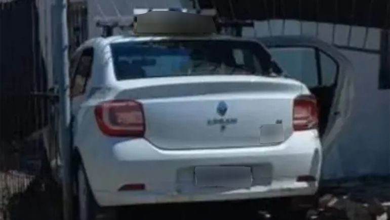 Los investigadores intentar encontrar al conductor de un taxi marca Renault Logan. Foto ilustrativa.