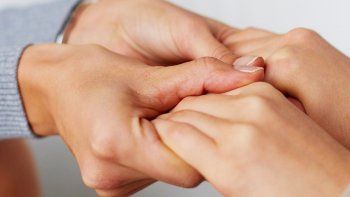 te mando un beso enorme, escribio la jueza en una sentencia de adopcion