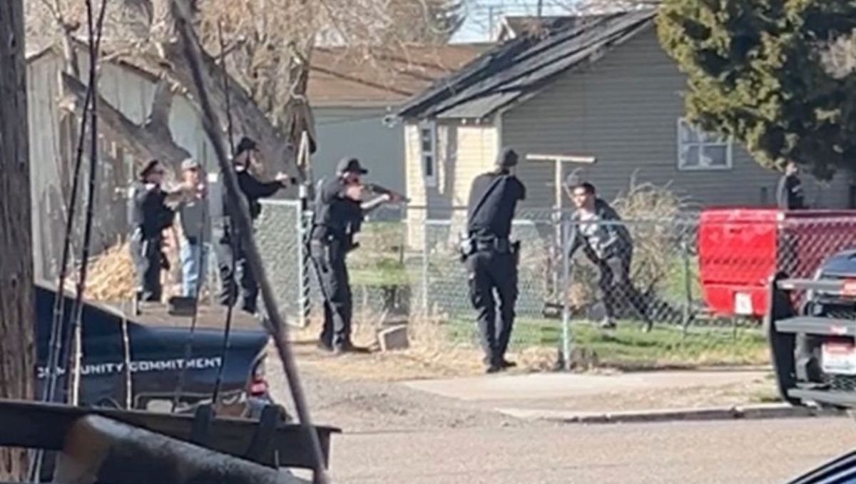 Policías de Idaho dispararon al menos nueve veces contra el chico que, según sus familiares, atravesaba una crisis de salud mental&nbsp;