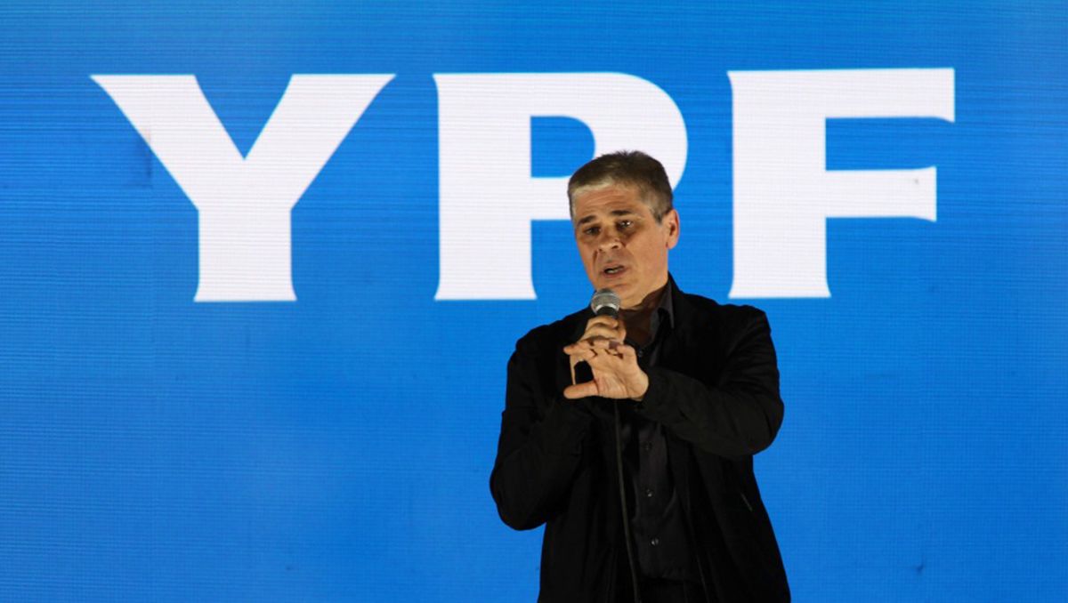 El presidente de YPF ratificó que no habrá más subas 