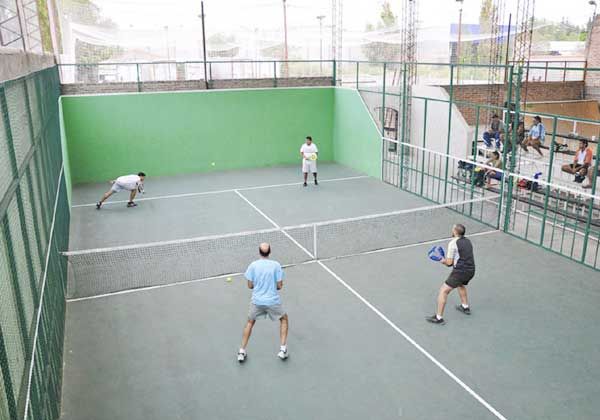 Cuartos de final en el pádel patagónico