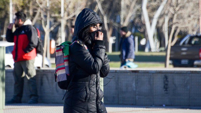 Cómo se genera y qué efectos tendrá la ola polar que llega al valle