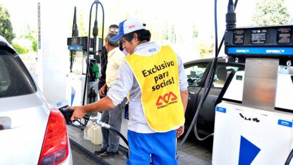 Vuelve a subir la nafta