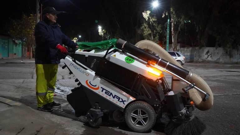 El Municipio puso en marcha las nuevas barredoras