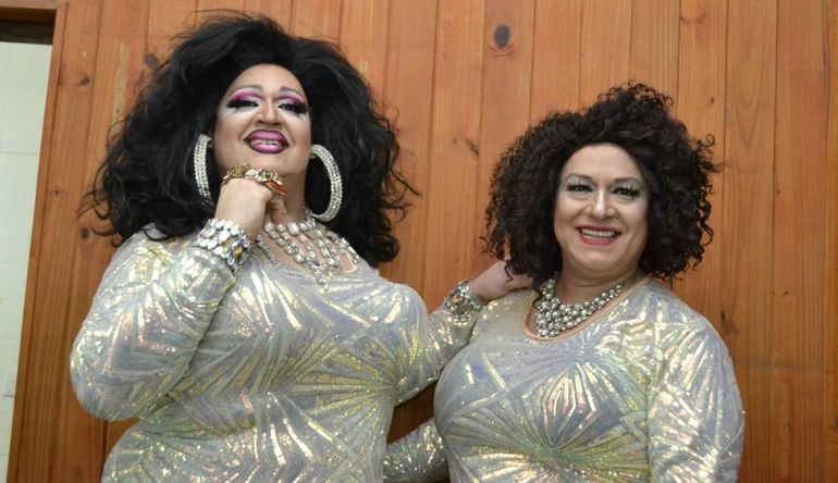 Las Redonditas del Humor en una de sus últimas presentaciones en Cipolletti.