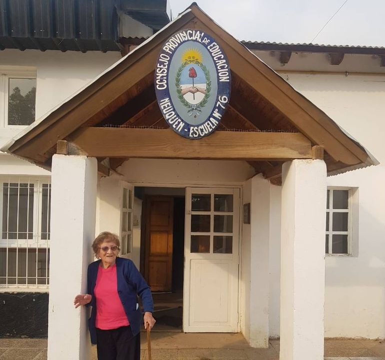 El sueño de María es conocer al Gobernador de la Provincia de Neuquén, Rolando Figueroa para contarle una anécdota de su abuelo. 