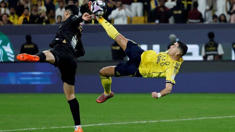 El golazo de chilena de Cristiano Ronaldo que recorrió el mundo: cuánto le falta para llegar a los mil goles