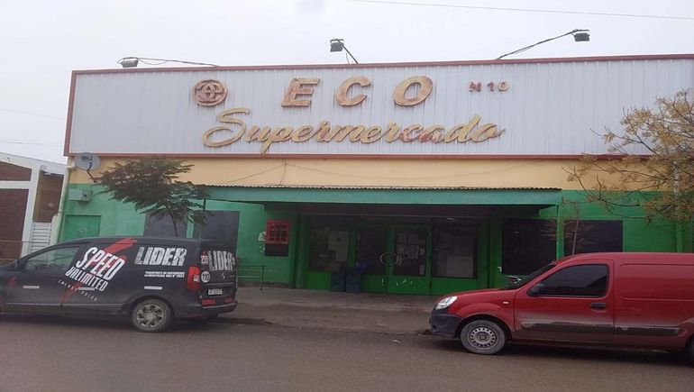 Gritos, corridas, palazos tipo artes marciales: qué pasó en el Chino de Oro