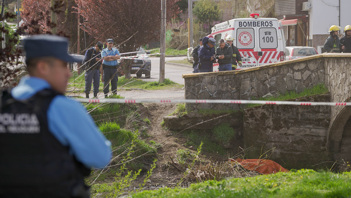 Encontraron un cuerpo bajo un puente en San Martín de los Andes