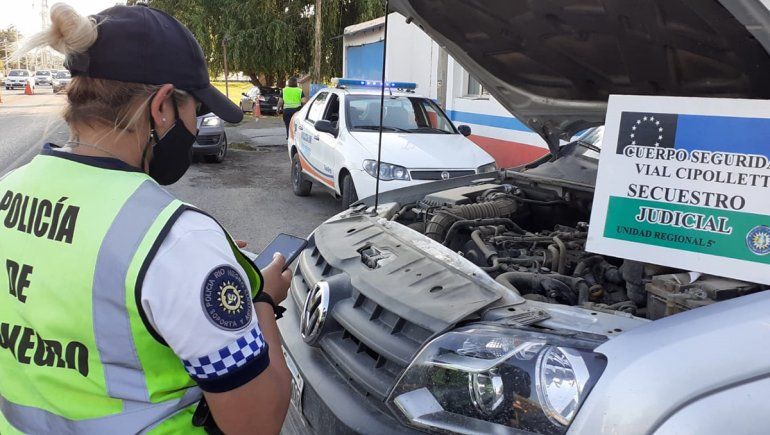 Atraparon a un cipoleño manejando una camioneta con pedido de secuestro