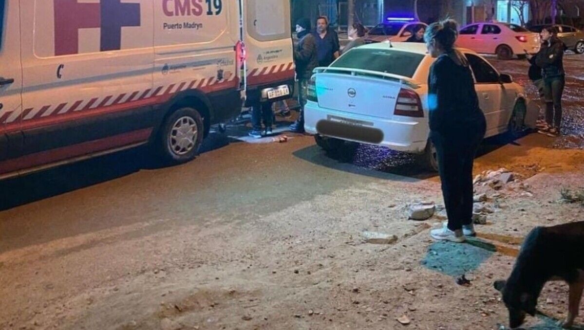 El accidente fue cerca de las 11.30 de la noche en el cruce de Río Mayo y El Maitén, en el barrio Pujol de Puerto Madryn.&nbsp;