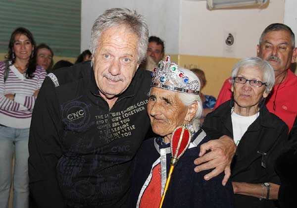 Los abuelos despidieron el año en Allen