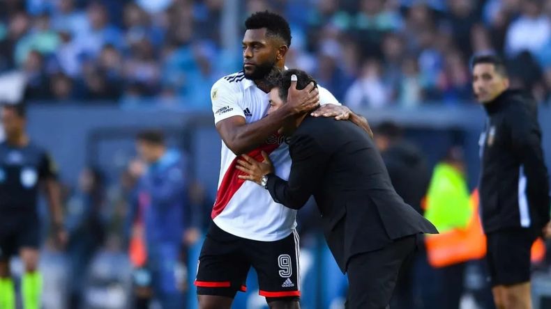 Marcelo Gallardo y Miguel Borja