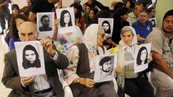 llevara el apellido de su padre desaparecido en la dictadura