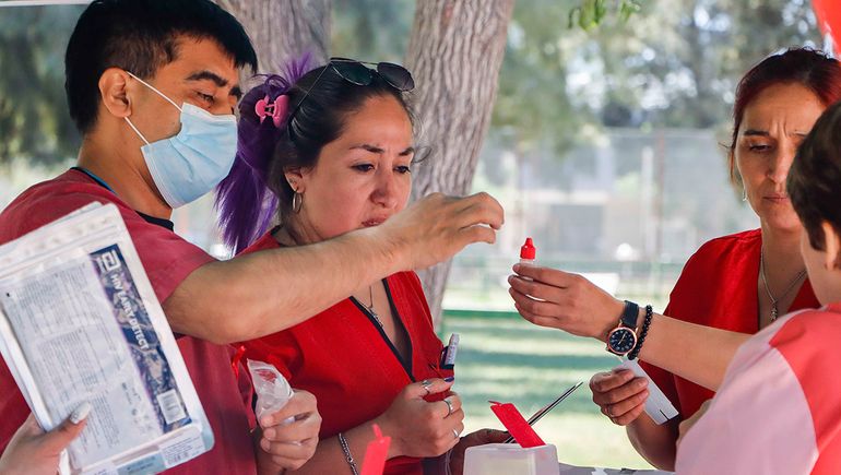 Desde el sistema sanitario de la ciudad, alertaron la preocupación de contagios en jóvenes adolescentes y embarazadas. Desde el sistema sanitario de la ciudad, alertaron la preocupación de contagios en jóvenes adolescentes y embarazadas.