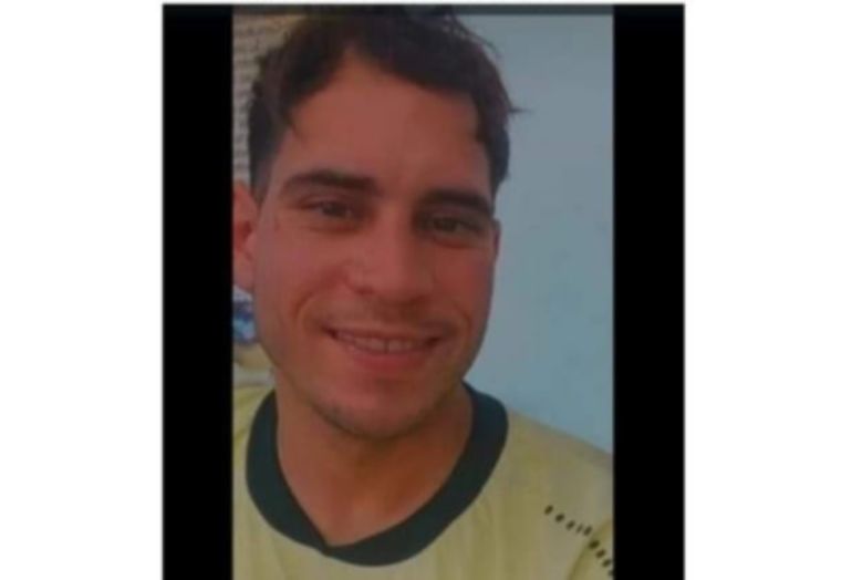 Buscan a joven de Allen que viajó a dedo a Córdoba