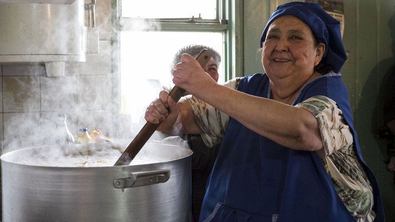 La mamá del Anai Mapu que le hace frente a la crisis