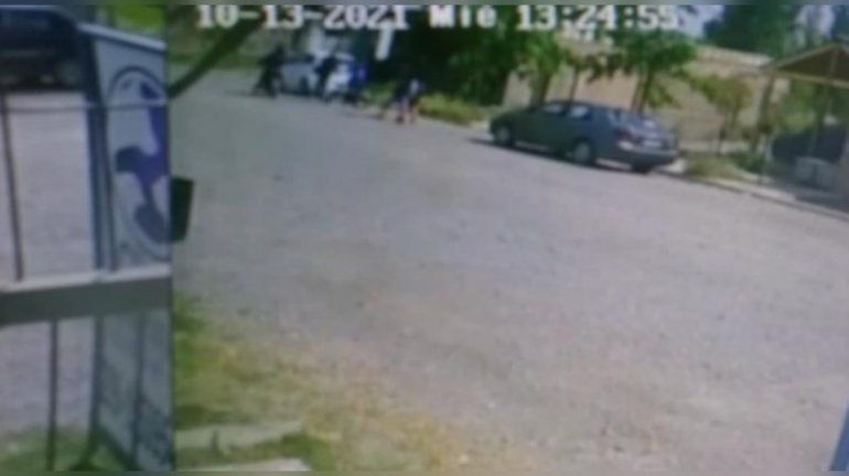 Video: dos motochorros armados le robaron a tres nenes de 12 años